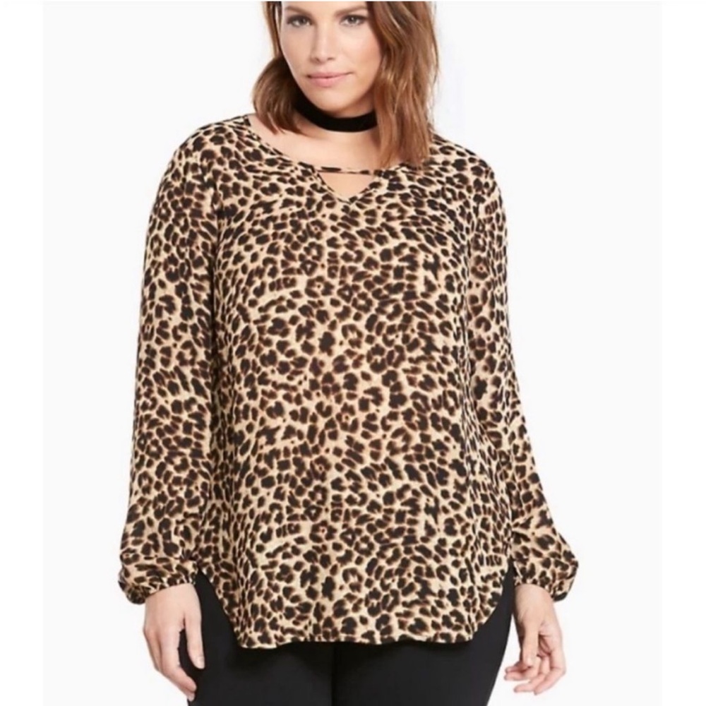 Torrid 4 Leopard Animal Print Georgette Keyhole Tunic Top Plus 4X Long Sleeve